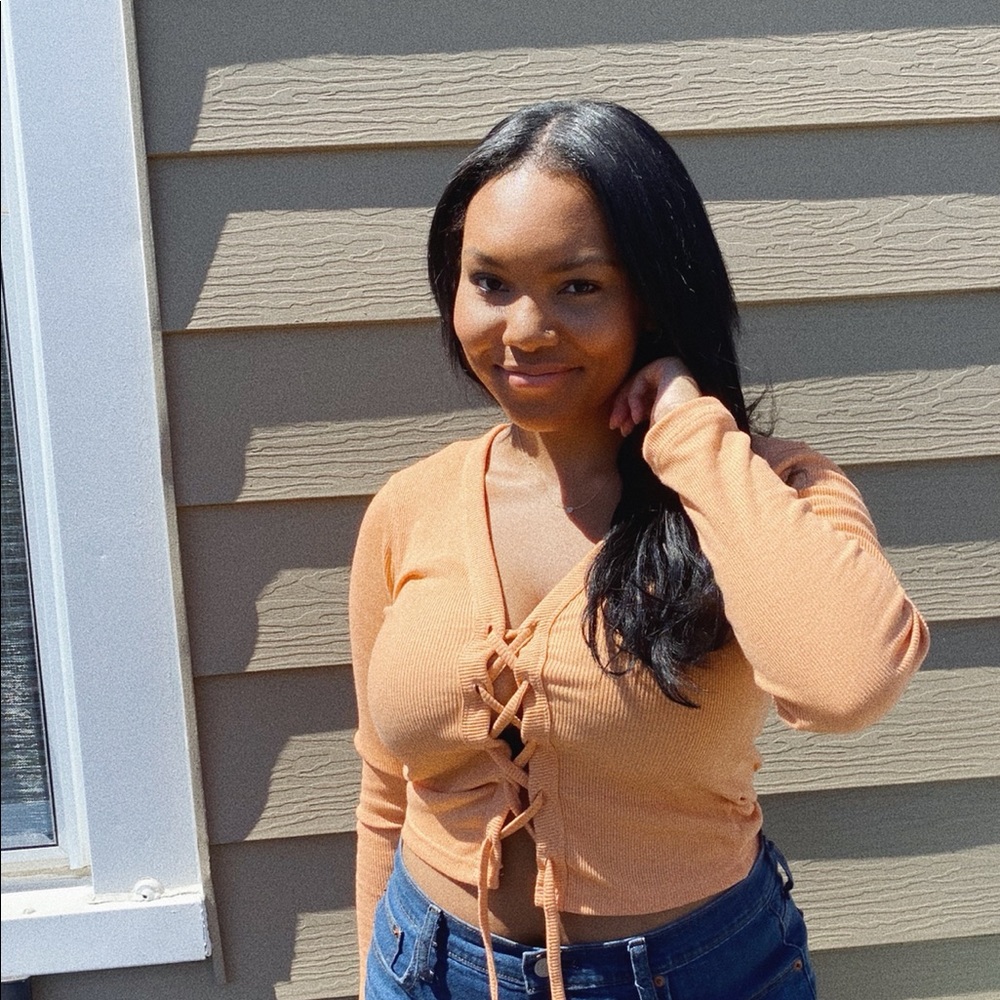 Meet your Posher, Jasmine